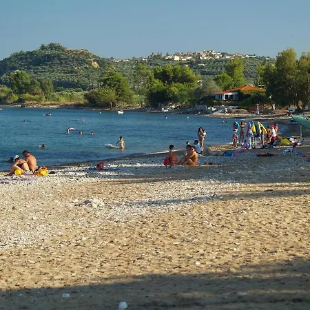 Akroyali Seafront Retreat-lovely Paradise 宾馆 Agios Andreas (Messenia)